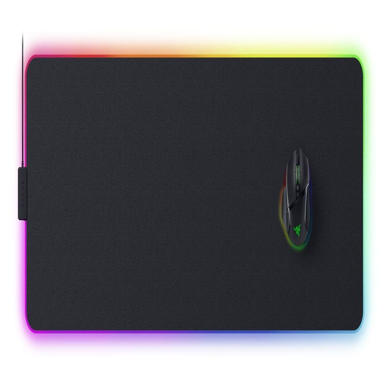 Mousepad Razer Strider Chroma 94x41cm Preto - RZ0204490100R - Multi